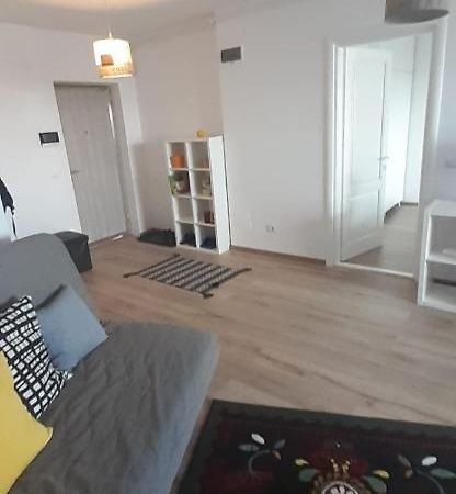 Apartament Central. Bloc Nou. Apartment Bacau Bagian luar foto